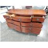 Image 2 : 9 DRAWER DIXIE SERPENTINE DRESSER