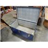 Image 2 : BLUE METAL TRUNK