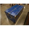 Image 3 : BLUE METAL TRUNK