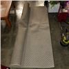 Image 1 : 8 x 12 OUT DOOR AREA CARPET