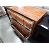 Image 2 : 3 DRAWER PALLISAR DRESSER