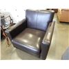Image 2 : LEATHER ARM CHAIR