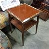 Image 1 : WALNUT END TABLE