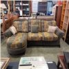 Image 3 : VICLINE GREEN SECTIONAL W/ CHAISE - APPROX 7 FOOT WIDE, 5 FOOT DEEP