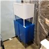Image 2 : 2 32" TALL BLUE METAL 1 DOOR STORAGE 2 DOOR CABINET