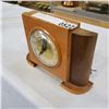 Image 4 : VINTAGE PLASTIC BAR GLOBE LAMP AND ELECTRIC CLOCK
