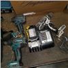 Image 2 : 3 MAKITA DRILLS AND BATTERY WITH CHARGER- TESTED AND WORKING