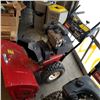 Image 3 : TORO POWERSHOT GAS SNOWBLOWER 1332, 13HP OHV 32"