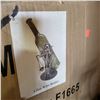 Image 2 : BOX OF LIBRA WINE HOLDERS