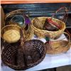 Image 2 : BOX OF WICKER BASKETS