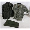Image 13 : Lot of US Military Clothing and Items