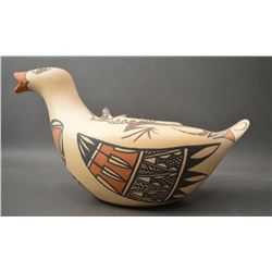 ZUNI POTTERY EFFIGY JAR (TARA EDAAKIE)