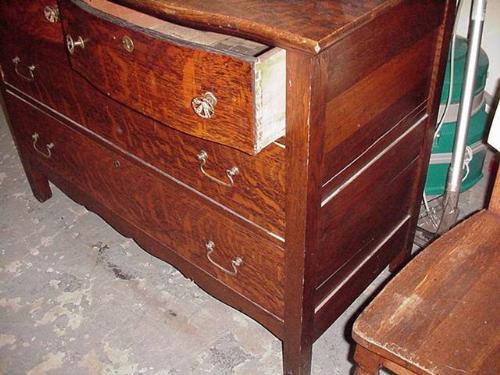 Antique Tiger Oak Dresser W Mirror