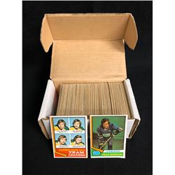 VINTAGE HOCKEY CARD LOT