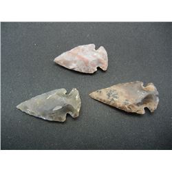 (3) ARROW-HEADS, AGE UNKOWN