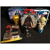 Image 1 : STAR WARS COLLECTIBLES LOT