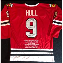 BOBBY HULL SIGNED BLACK HAWKS STATS JERSEY INSCRIBED "THE GOLDEN JET" (JSA COA)