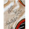 Image 2 : 1994 VANCOUVER CANUCKS TEAM SIGNED JERSEY ( BURE, LINDEN) NO COA
