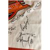 Image 6 : 1994 VANCOUVER CANUCKS TEAM SIGNED JERSEY ( BURE, LINDEN) NO COA