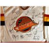Image 9 : 1994 VANCOUVER CANUCKS TEAM SIGNED JERSEY ( BURE, LINDEN) NO COA