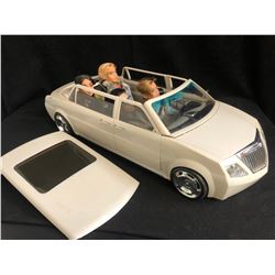 BRATZ DOLLS W/ CONVERTIBLE CADILLAC LIMO & ACCESSORIES LOT