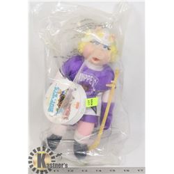 MISS. PIGGY MUPPETS DOLL COLLECTIBLE.