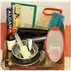 Image 1 : BOX W/BAKING ACCESSORIES INCL.