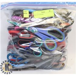 BAG OF SCISSORS