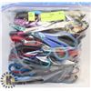 Image 1 : BAG OF SCISSORS