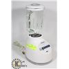 Image 1 : WHITE OSTERIZER 12-SPEED BLENDER WITH