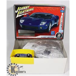 JOHNNY LIGHTNING 1:25 SCALE 2005 FORD GT MODEL