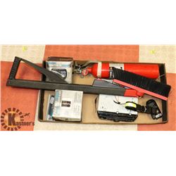 FLAT OF DUAL CD770 MOTORIZED AM/FM/CD MP3 RECEIVER