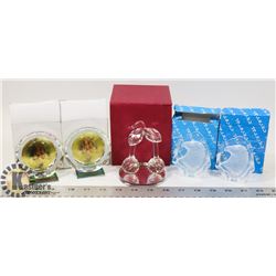 ASSORTED LOT OF CRYSTAL DISPLAYS.