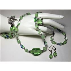 9)  PALE GREEN MURANO GLASS