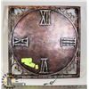 Image 1 : SQUARE DECORATIVE CLOCK