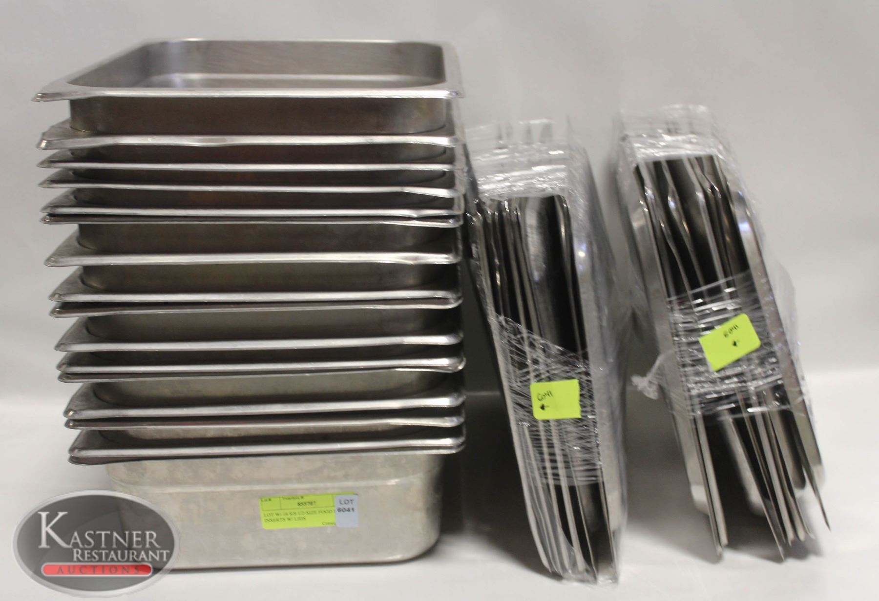 LOT W/ 16 S/S 1/2-SIZE FOOD PAN INSERTS W/ LIDS