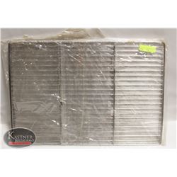 GROUP OF 4 COOLING RACKS-24" X 26"