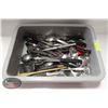 Image 1 : BUS PAN W/ ASSORTED S/S KITCHEN UTENSILS