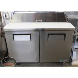 (L) TRUE 4' REFRIGERATED SALAD/SANDWICH PREP TABLE
