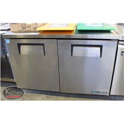 BAILIFF SEIZURE 4' TRUE 2-DOOR UNDERCOUNTER COOLER