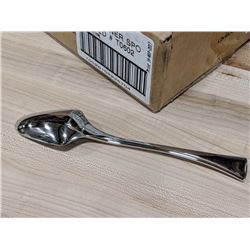 8-1/4" DINNER SPOONS, EXTRA HEAVY LOT OF 36