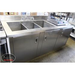 TRIPLE SINK 3-DOOR STAINLESS STEEL CABINET W/