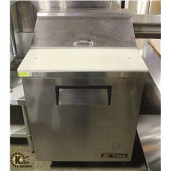 SINGLE-DOOR TRUE REFRIGERATED PREP-STATION