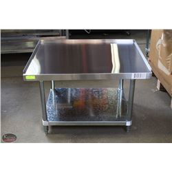 JOHNSON ROSE 30" X 36" EQUIPMENT STAND