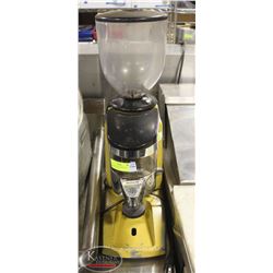 COMPAK COFFEE GRINDER W/ BROKEN HOPPER