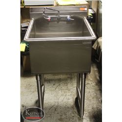 BAILIFF SEIZURE SINGLE-WELL S/S SINK W/ FAUCET