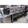 Image 1 : STAINLESS STEEL 3 WELL SINK W/ DOUBLE DRAINBOARD,
