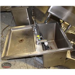 S/S COMBINATION SINK INSERT W/ DRAINPAN,2 FAUCET'S