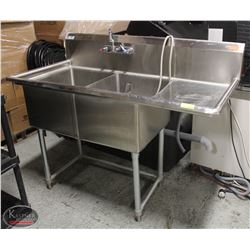 BAILIFF SEIZURE 2 COMPARTMENT SINK W/ RIGHT HAND