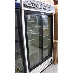 BAILIFF SEIZURE:TRUE 2-DOOR UPRIGHT DISPLAY COOLER